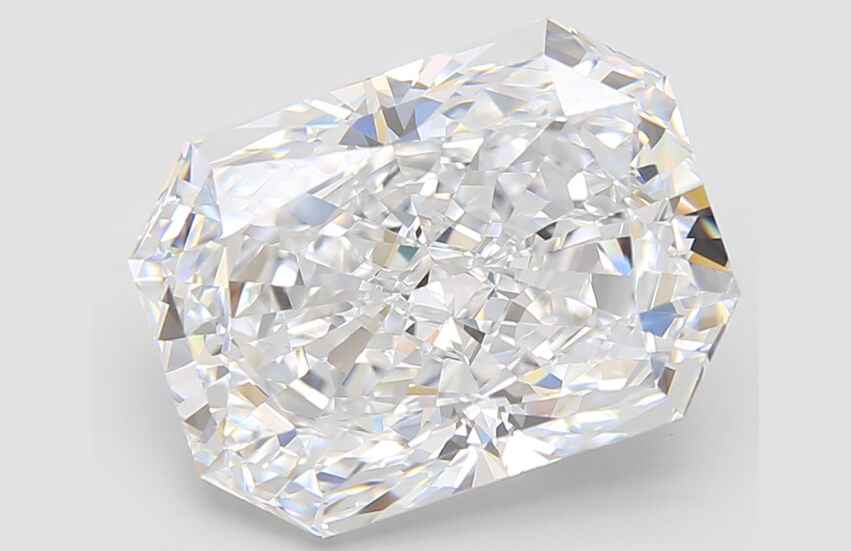 Why Is Everyone Buying White Lab Grown Diamonds?